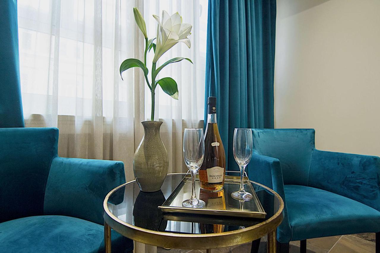 Athens Imperial Suites - Luxury Living Екстериор снимка