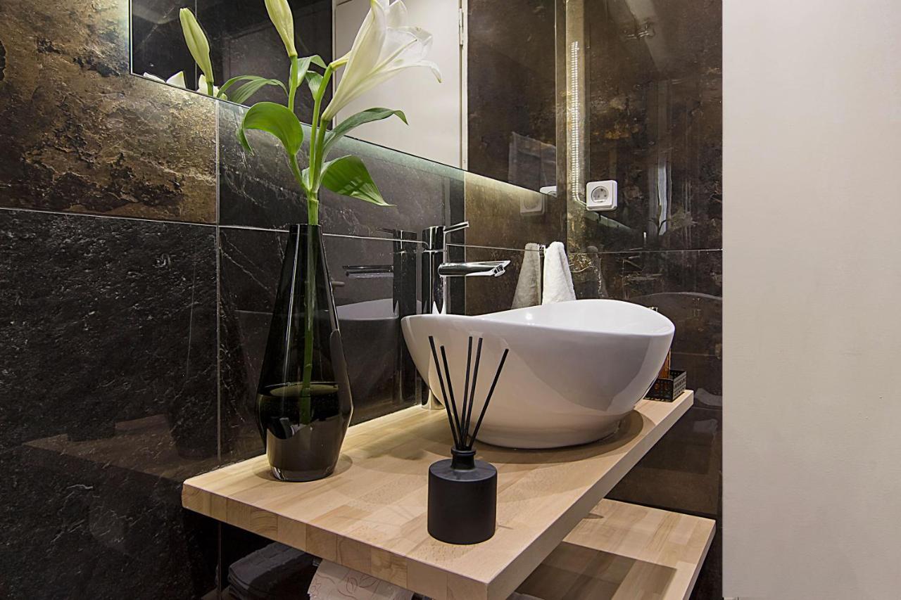 Athens Imperial Suites - Luxury Living Екстериор снимка
