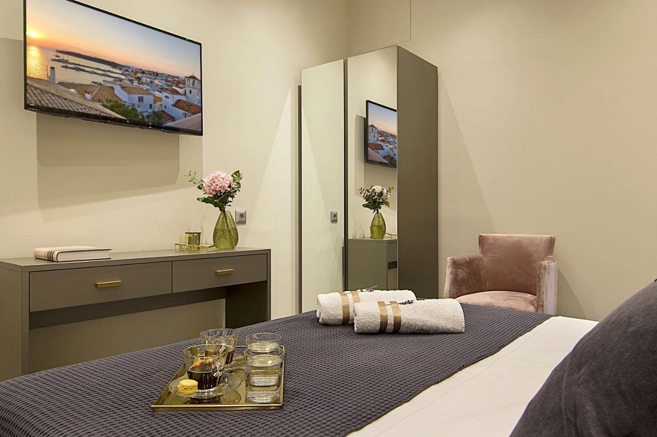 Athens Imperial Suites - Luxury Living Екстериор снимка
